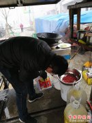 陕西莲花寺镇：双节期加大农村家宴检查力度 确保群众舌尖上的安全