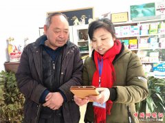 山东郯城：普查员入户登记一个不落