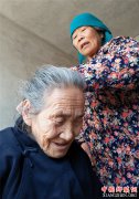 <b>67岁的王传侠用自身的行动带好家风</b>