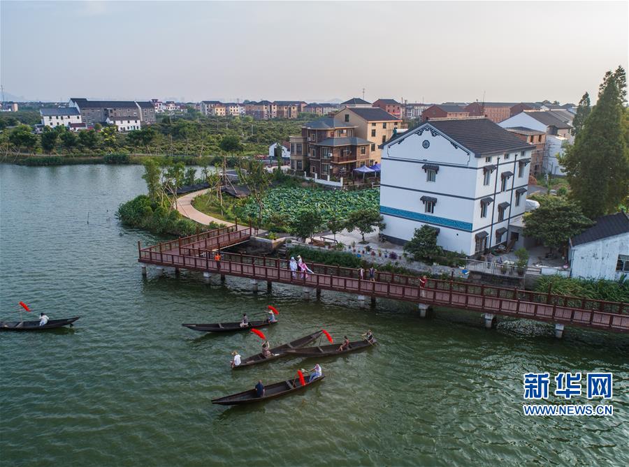 （美丽中国）（7）水上景观栈道扮靓江南水乡古镇