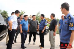 安徽和县：乌江商会夏日送清凉 一份关爱一份情