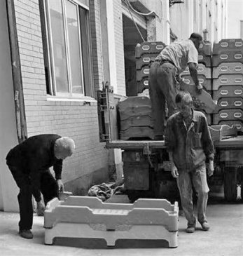 开学刚一个月幼儿园停办 180多个孩子的家长懵了