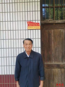 安徽罗河镇：“共产党员户”挂门头，先锋模范作表率