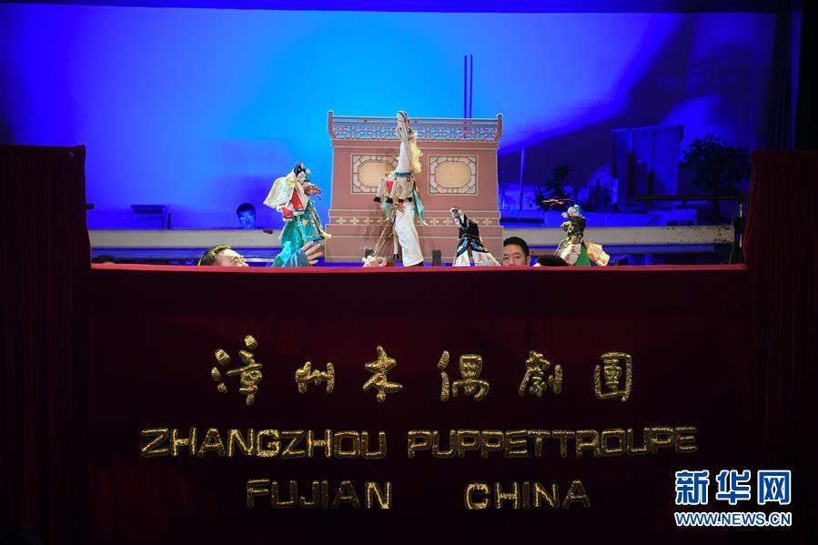 （文化）（1）福建漳州布袋戏：方寸舞台  指掌乾坤