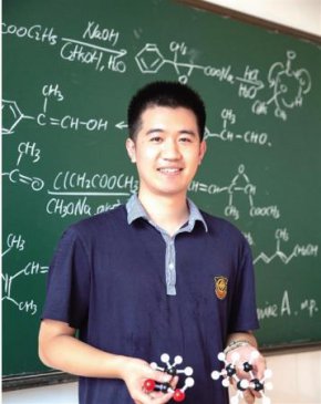 名校硕士博士当中学老师屈才吗？听听他们怎么说