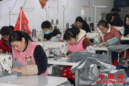 <b>安徽界首： 订单服装加工忙</b>