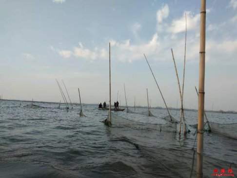 <b>安徽省怀远县兰桥乡开展“两河”退网还湖工作回头看</b>