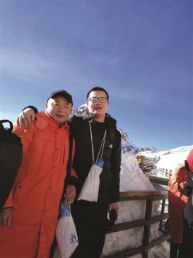 “我和我爸爸是同学” 这对父子就读同一所高职院校