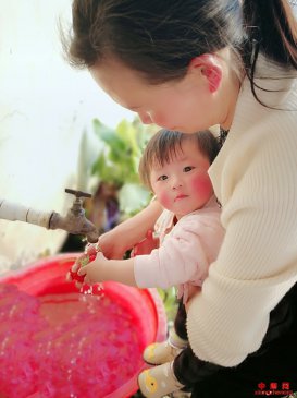 <b>安徽：孙寨通水了</b>