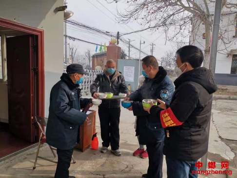 <b>圆圆的汤圆暖暖的情</b>