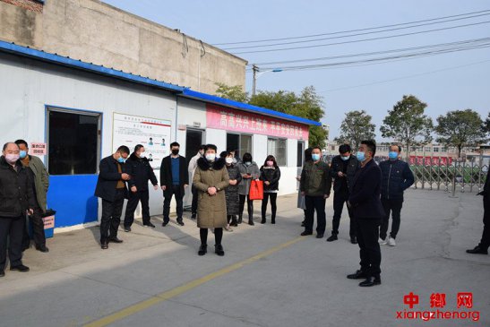 现场办公解难题