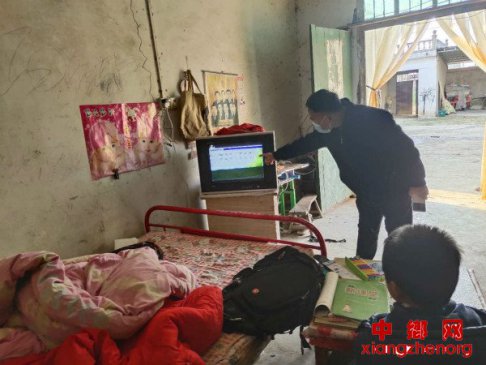 <b>安徽：打通线上教学“最后一公里”</b>