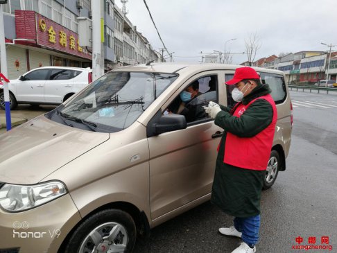 <b>安徽：褪去戎装初心不改——记安徽罗河镇退役军人为抗疫再战</b>