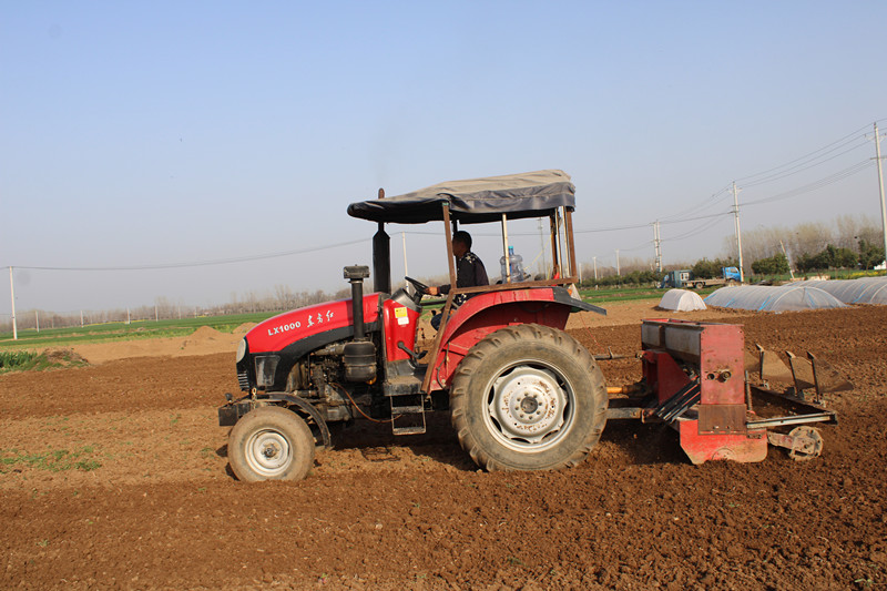 <b>春耕备播掀高潮</b>