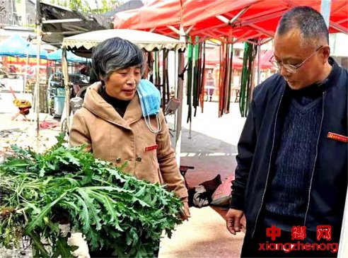<b>山东郯城:第一书记参与“战毒”一线</b>