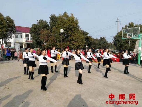 <b>安徽蒙城：“广场文化”丰富百姓业余生活</b>