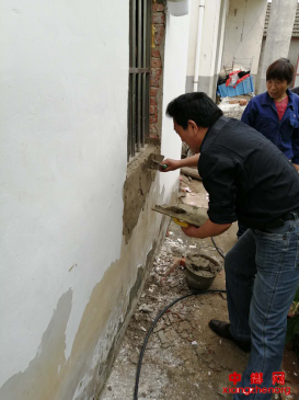 <b>安徽省五河县临北回族乡：新划村的“泥瓦匠”扶贫工作队长</b>