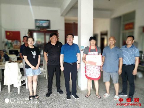 <b>安徽省谯城区魏岗镇优秀“兵妈妈”唐红英</b>