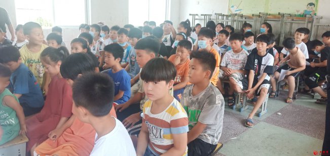 <b>安徽省魏岗镇：开展防溺水校园宣传活动</b>