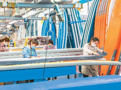 <b>锐财经：稳就业，创新创业再添政策“礼包”</b>