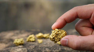 <b>“美元底”难测 金价再攀高</b>