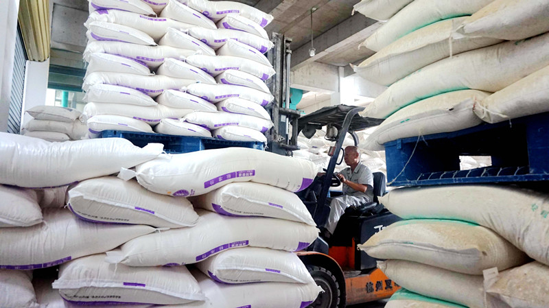 <b>忙生产保供应</b>