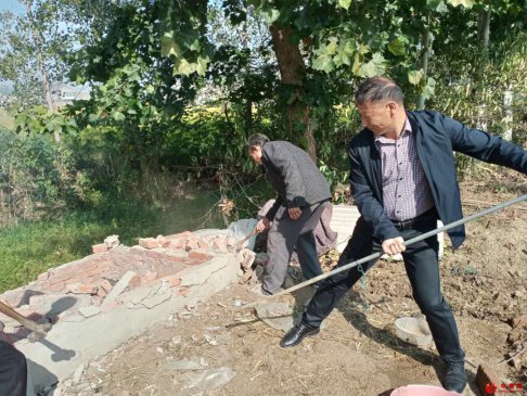 <b>安徽省怀远县兰桥乡聚焦环境整治提升群众生活质量</b>