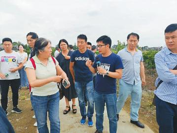 <b>学霸农民刘沈厅：“门外汉”变身“领头羊”</b>