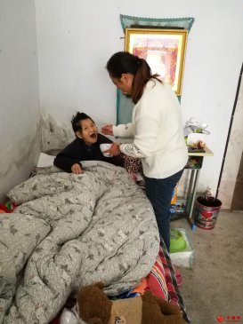 <b>挥泪离别金陵 只为孝敬婆婆-------记安徽省怀远县兰桥乡好媳妇葛平艳</b>