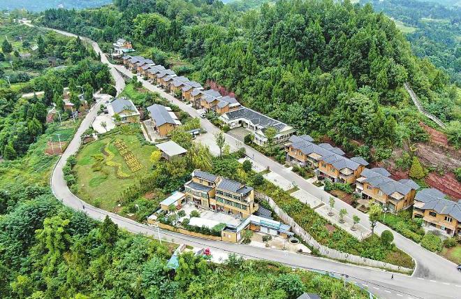 三次“吃螃蟹”,千坵村成了示范村