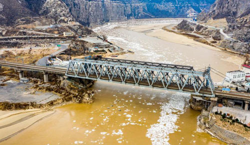 冰莲花来了！黄河山西河津段进入凌汛期