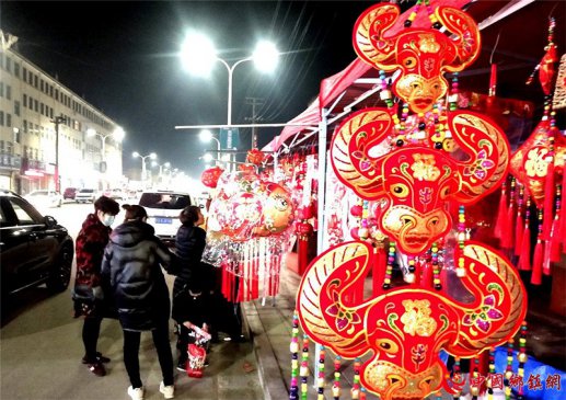 郯城：节日气氛浓“牛饰”牛起来