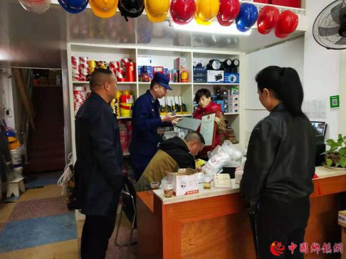 <strong>湖南新宁县市场监督管理局开展消防产品专项整</strong>