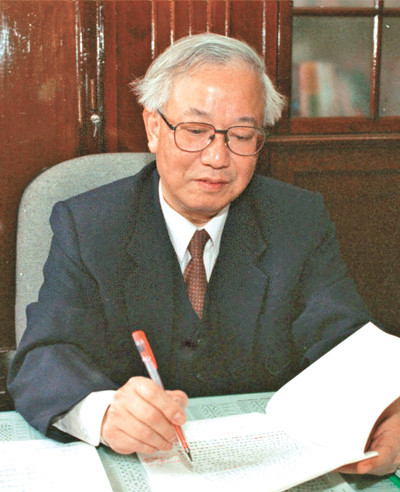 胡福明：实践出真知（奋斗百年路 启航新征程·