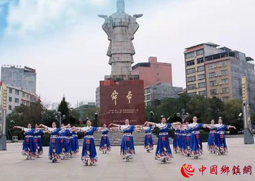 湖南宁远县举办“巾帼心向党 喜迎二十大”民族