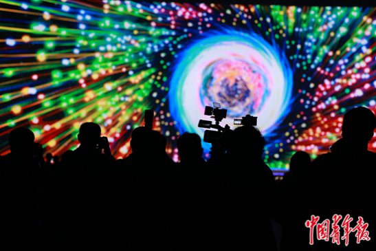 数字世界，年轻人遇见美好生活的另一种可能