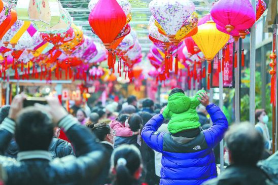 春节7天105万人次 宽窄巷子成“顶流”