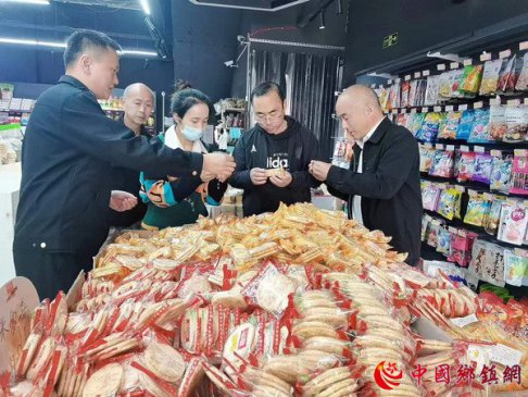 让群众吃上安全放心的食品