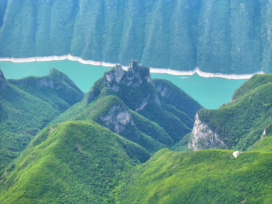 夏日巫峡美。王正坤摄