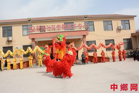 河南内黄舞龙庆祝“龙抬头”