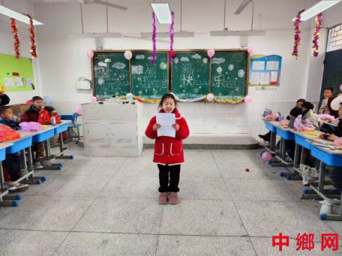 安徽庐江：郭河镇中心小学开展庆元旦迎新年活