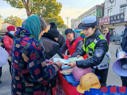安徽定远县桑涧：开展新春“赶大集”普法活动