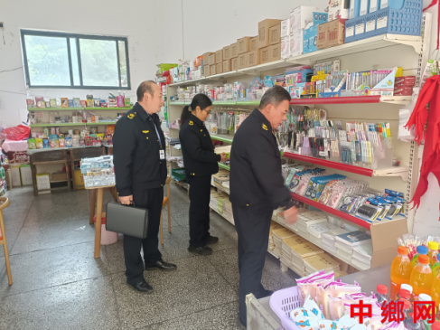 湖南宁远开展开学季校园周边文化市场大检查