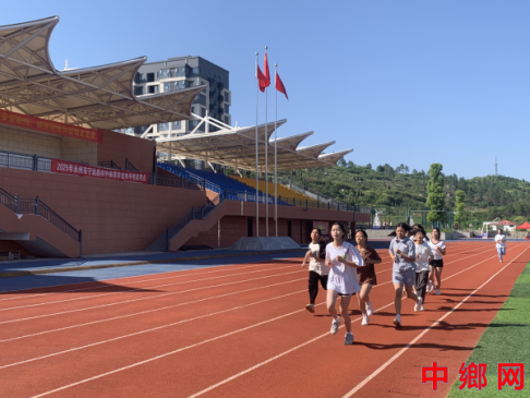 湖南宁远县：AI赋能体育中考  跑出智慧新速度