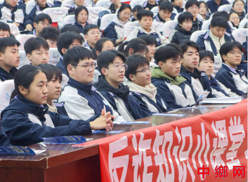 安徽亳州薛阁街道：反电诈知识进课堂 筑牢校园