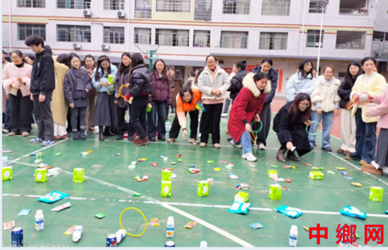 湖南宁远县印山小学：巾帼绽芳华 奋进永冲锋