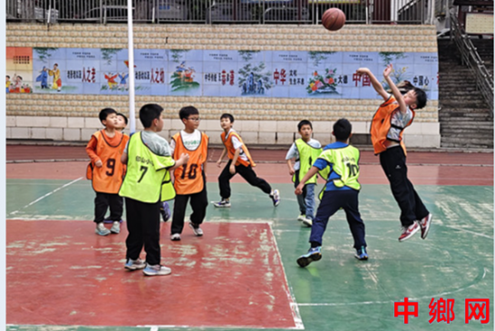 热血铸荣耀 少年展锋芒