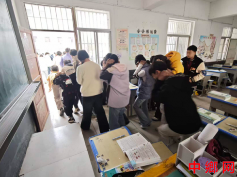 安徽利辛：开展防震演练 共筑安全防线
